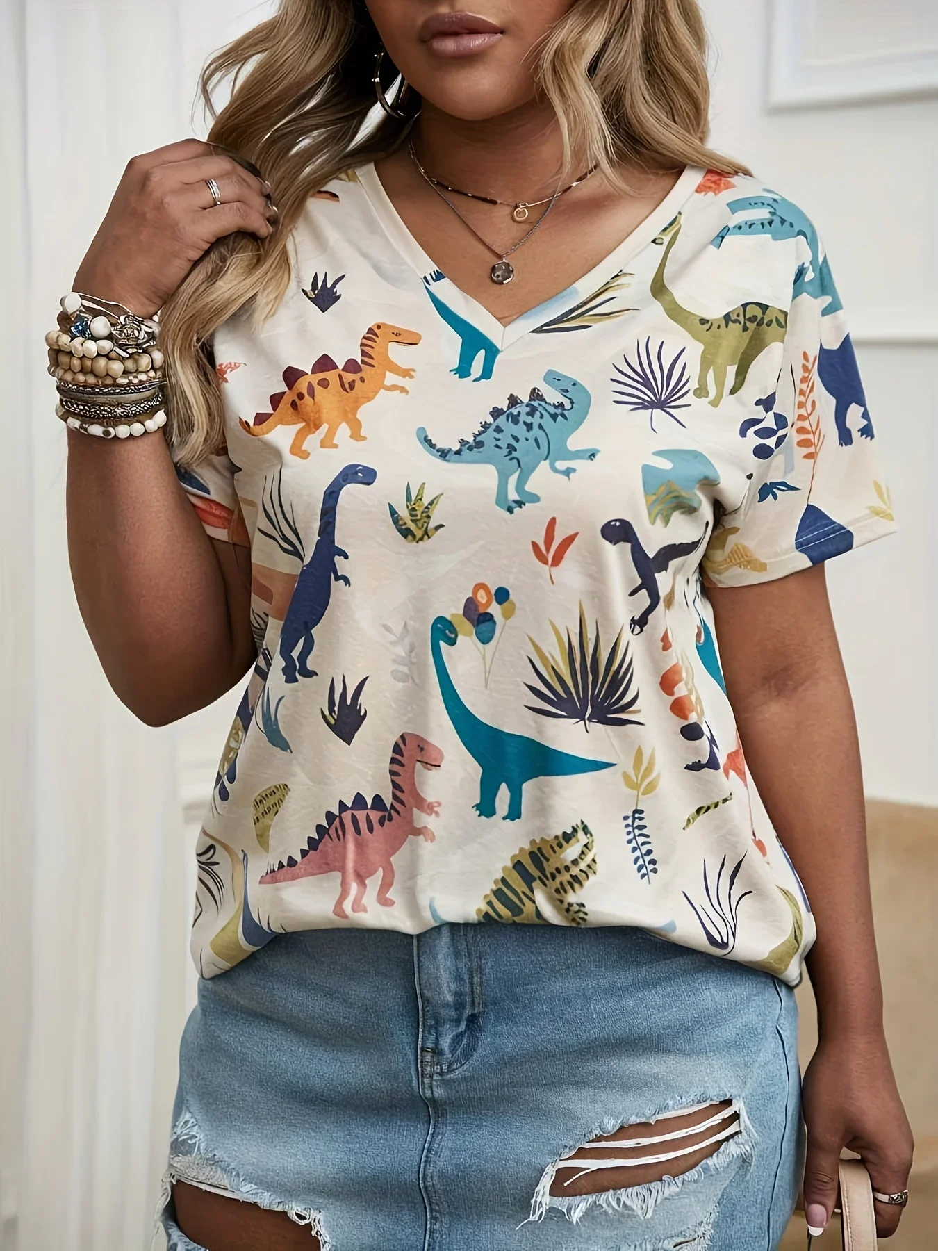 Plus Size 1XL-5XL Women's Fashion V-Neck T-Shirt with Floral & Deer Print Ladies Casual Short Sleeve T - shirt
Plus Size 1XL-5XL Women's Fashion V-Neck T-Shirt with Floral & Deer Print Ladies Casual Short Sleeve T - shirt