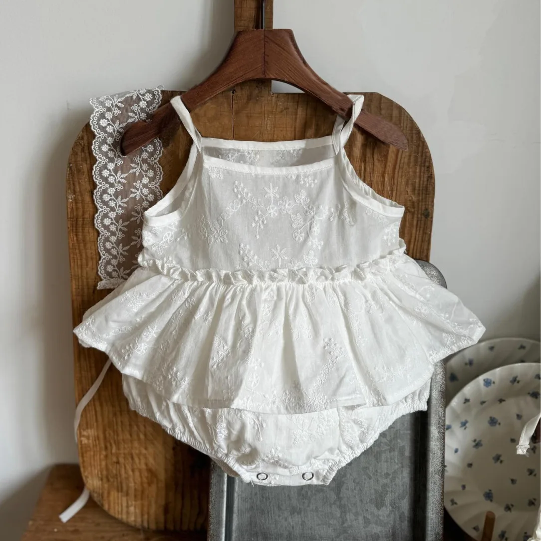 2025 Summer New Baby Girl Lace Sling Bodysuit Newborn Toddler Sleeveless Jumpsuit For Girl Infant Print Clothes 0-24M
2025 Summer New Baby Girl Lace Sling Bodysuit Newborn Toddler Sleeveless Jumpsuit For Girl Infant Print Clothes 0-24M