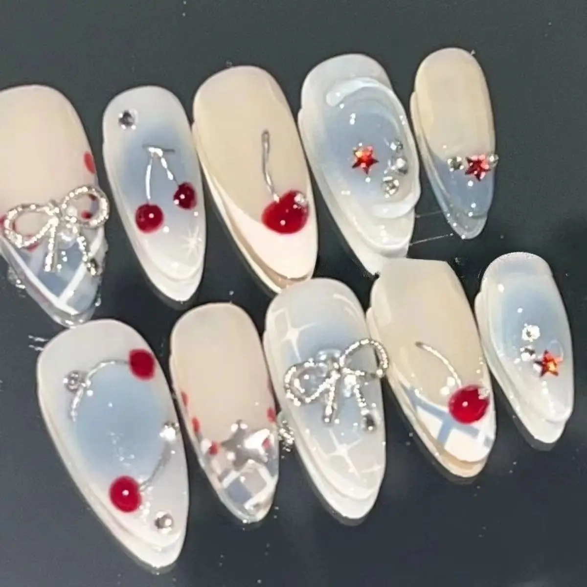 10Pcs Sweetheart Spicy Nail Art Summer Fresh Red Cherry Design Pretty Fake Nail Sparkling Diamond Bow Sweet Full Cover Press On
10Pcs Sweetheart Spicy Nail Art Summer Fresh Red Cherry Design Pretty Fake Nail Sparkling Diamond Bow Sweet Full Cover Press On