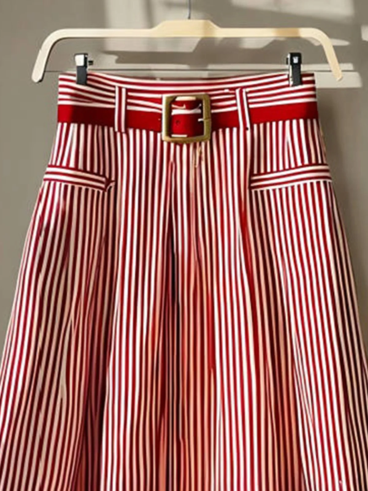 French Elegance Red Striped Design Chic High-waist Big Swing Mid-length Skirt Women Spring Autumn Luxury Basics A-line Skirts
French Elegance Red Striped Design Chic High-waist Big Swing Mid-length Skirt Women Spring Autumn Luxury Basics A-line Skirts