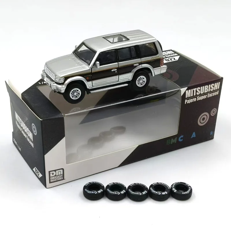 В наличии: литая под давлением модель автомобиля из сплава Mitsubishi Pajero 1:64, праздничная подарочная игрушка для мальчиков, коллекционный предмет для взрослых.
В наличии: литая под давлением модель автомобиля из сплава Mitsubishi Pajero 1:64, праздничная подарочная игрушка для мальчиков, коллекционный предмет для взрослых.