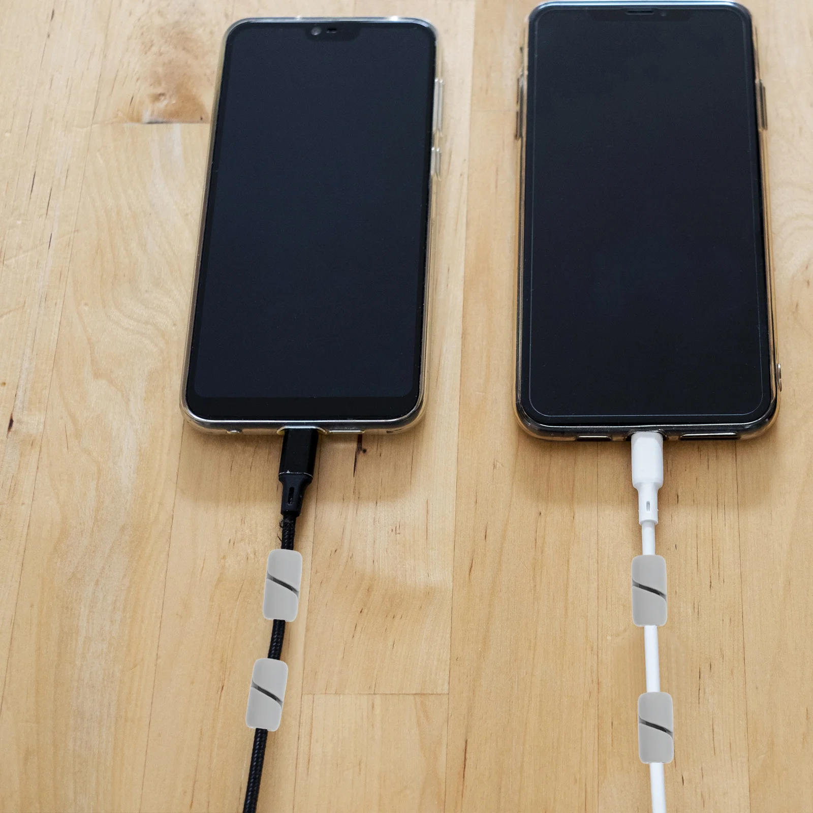 20Pcs Cable Management Clips Smooth Edge Silicone Cable Fixing Clamps for Home Office Neat Wire Organizer Storage Clamp
20Pcs Cable Management Clips Smooth Edge Silicone Cable Fixing Clamps for Home Office Neat Wire Organizer Storage Clamp