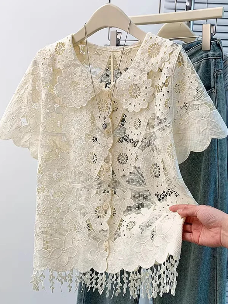 Lace Hollow out Short Sleeve Women's Shirt Spring Summer New Style Big Size Fat MM Anti Aging Top Hook Flower Korean Style
Lace Hollow out Short Sleeve Women's Shirt Spring Summer New Style Big Size Fat MM Anti Aging Top Hook Flower Korean Style