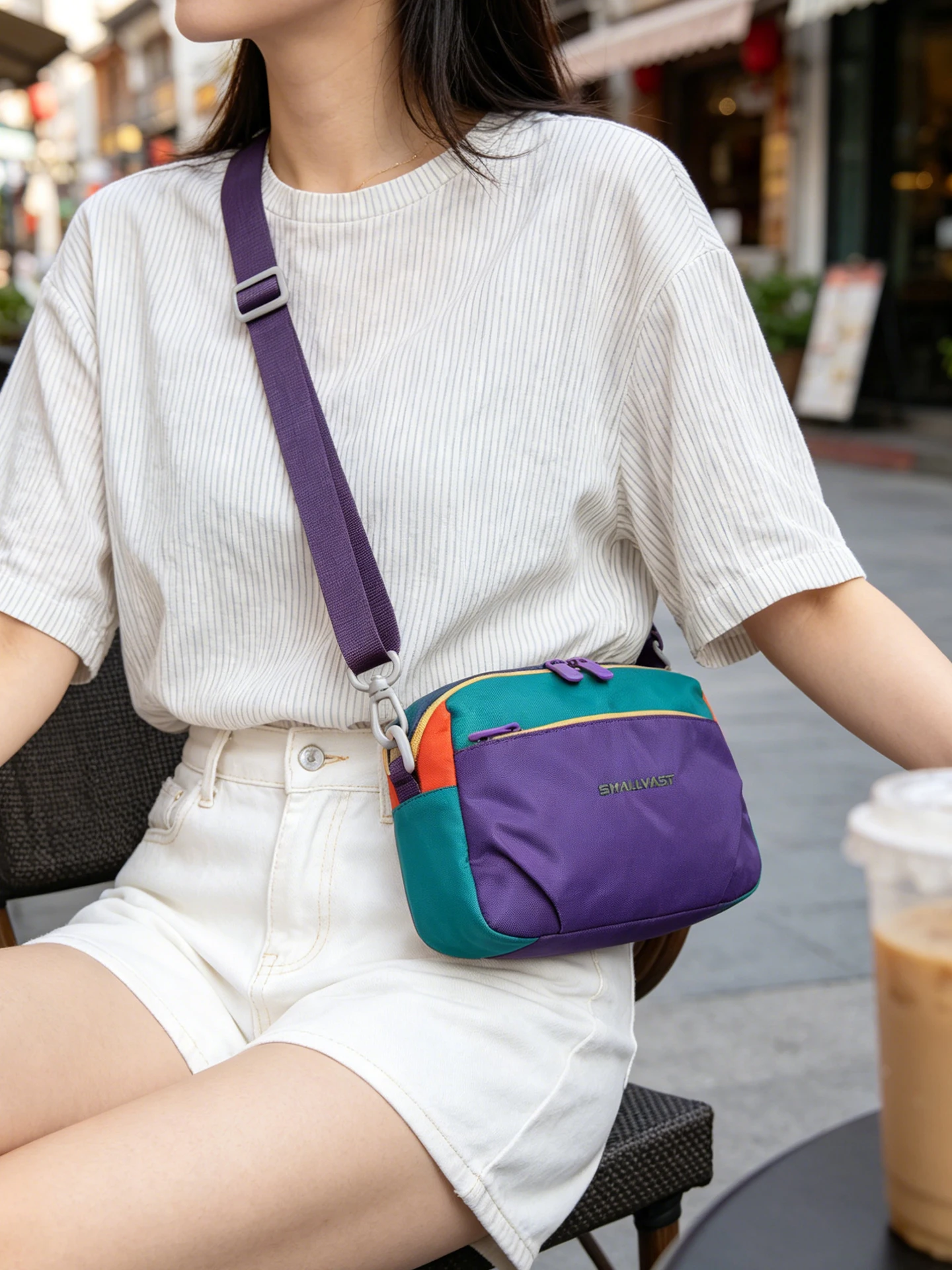 Ultra-Light Dopamine Crossbody Bag Women's Single Shoulder Mobile Phone Bag 2026 Summer Fashionable Travel Bag
Ultra-Light Dopamine Crossbody Bag Women's Single Shoulder Mobile Phone Bag 2026 Summer Fashionable Travel Bag