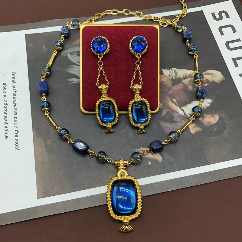 Vintage Blue Glazed Pendant Necklace Vintage Tassel Earrings Small Design Earring Set
Vintage Blue Glazed Pendant Necklace Vintage Tassel Earrings Small Design Earring Set