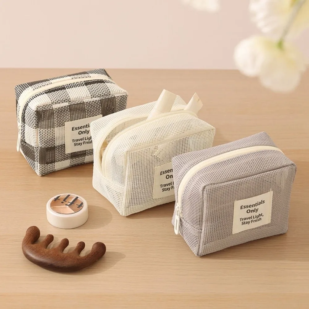 Lightweight Mesh Makeup Bag Square Zipper Transparent Mesh Cosmetic Bag Handheld Large Capacity Toiletry Storage Bag Travel
Lightweight Mesh Makeup Bag Square Zipper Transparent Mesh Cosmetic Bag Handheld Large Capacity Toiletry Storage Bag Travel