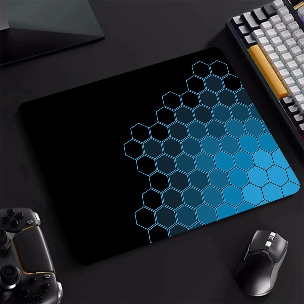 350x250mm Hexagon Gaming Mouse Pad Computer Laptop Rubber Mousepad for PC Gamer Desktop Decoration Office Mouse Mat Deskmat Rug
350x250mm Hexagon Gaming Mouse Pad Computer Laptop Rubber Mousepad for PC Gamer Desktop Decoration Office Mouse Mat Deskmat Rug