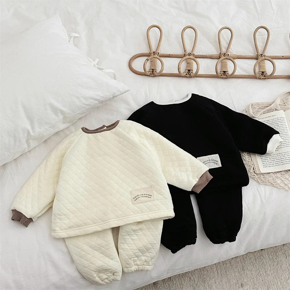 2024 Winter New Baby Long Sleeve Fleece Sweatshirt Set Infant Girl Plus Velvet Thick Casual Pants Suit Toddler Boys Warm Outfits
2024 Winter New Baby Long Sleeve Fleece Sweatshirt Set Infant Girl Plus Velvet Thick Casual Pants Suit Toddler Boys Warm Outfits