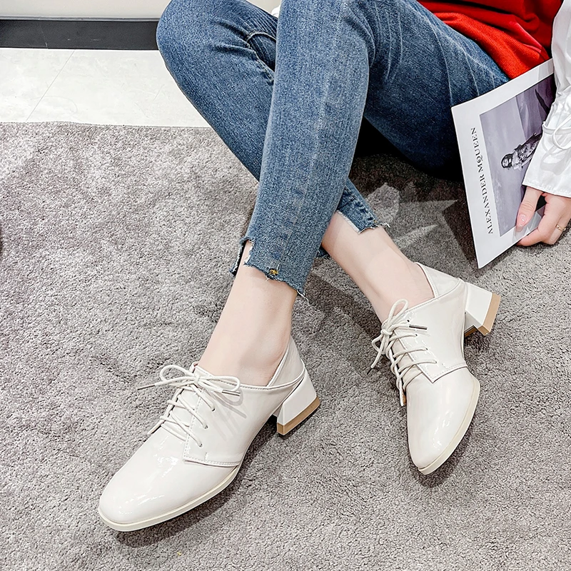 Женские туфли на платформе с широким квадратным носком, на шнуровке, водонепроницаемые, стильные, универсальные, удобные, нескользящие, дышащие
Женские туфли на платформе с широким квадратным носком, на шнуровке, водонепроницаемые, стильные, универсальные, удобные, нескользящие, дышащие