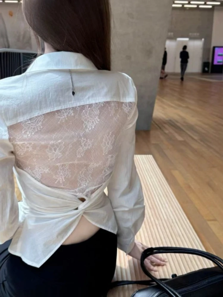 White Lace Patchwork Backless Blouses Y2k E-Girl Slim Waist Shirt Women 2025 Spring Autumn New Long Sleeve Tops Mujer
White Lace Patchwork Backless Blouses Y2k E-Girl Slim Waist Shirt Women 2025 Spring Autumn New Long Sleeve Tops Mujer
