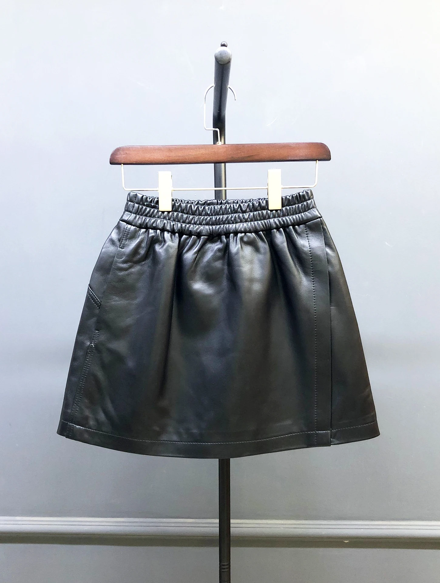 eepskin A-Line Skirt Elastic Waist Slimming Casual Wear Leather Skirt Women's Faionable New Sle Inner Lined Skirt
eepskin A-Line Skirt Elastic Waist Slimming Casual Wear Leather Skirt Women's Faionable New Sle Inner Lined Skirt