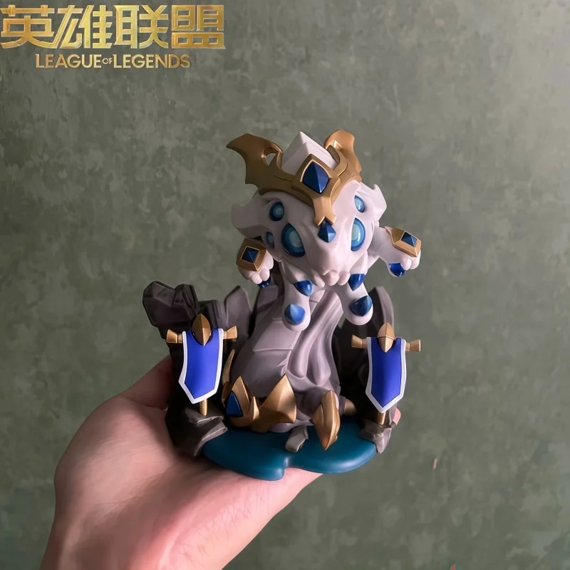 Фигурка чемпиона Барона Нэша из League of Legends (LoL), серия S13, памятный коллекционный сувенир, подарочная серия украшений
Фигурка чемпиона Барона Нэша из League of Legends (LoL), серия S13, памятный коллекционный сувенир, подарочная серия украшений