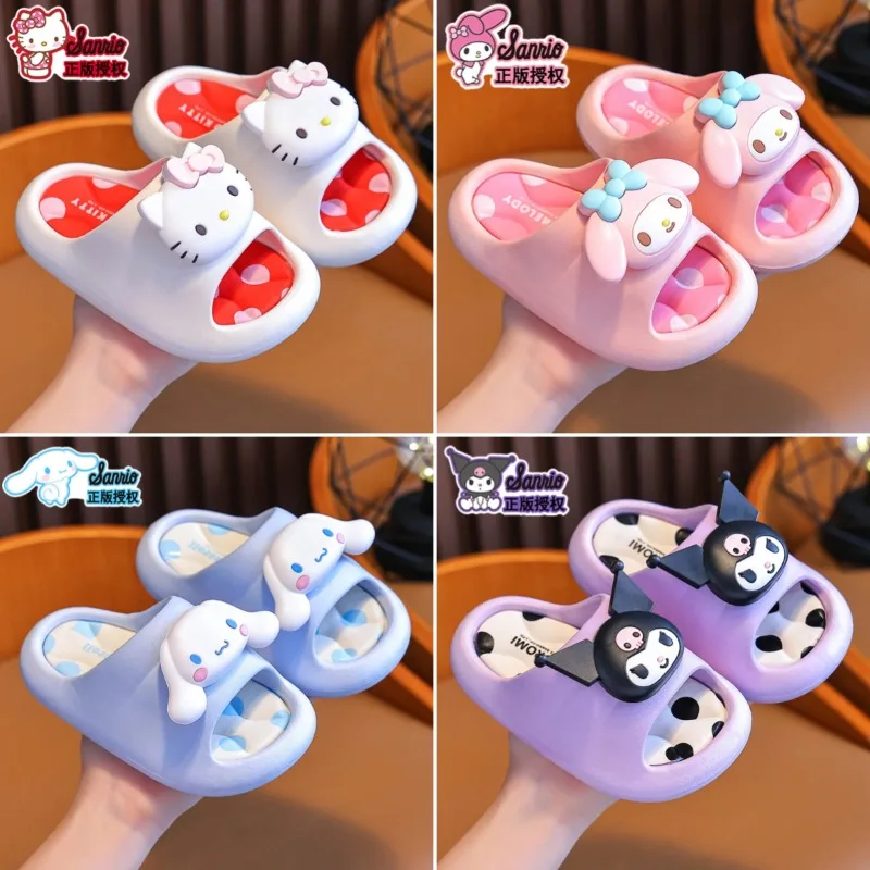 Sanrio Hello Kitty anime Soft Bottom Slippers Summer Anti slip Lightweight wear resistant Children comfortable Bathing Sandals
Sanrio Hello Kitty anime Soft Bottom Slippers Summer Anti slip Lightweight wear resistant Children comfortable Bathing Sandals