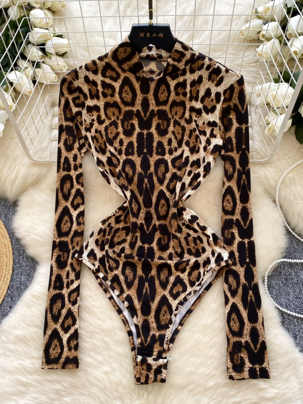 Sexy Leopard Print One-Piece High Collar Slimming Base irt Women's Faion Commute Straight Leg High Waist ort Pants
Sexy Leopard Print One-Piece High Collar Slimming Base irt Women's Faion Commute Straight Leg High Waist ort Pants