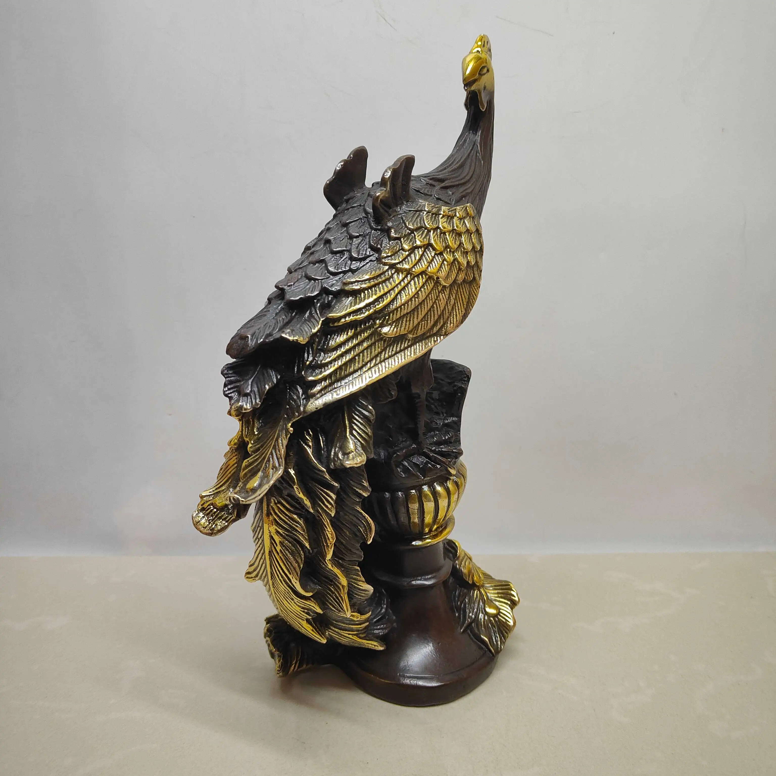 Feng Shui Antique Gilt Phoenix Figurine Brass Copper Lucky Auspicious Home Living Room Entrance Decor Crafts
Feng Shui Antique Gilt Phoenix Figurine Brass Copper Lucky Auspicious Home Living Room Entrance Decor Crafts