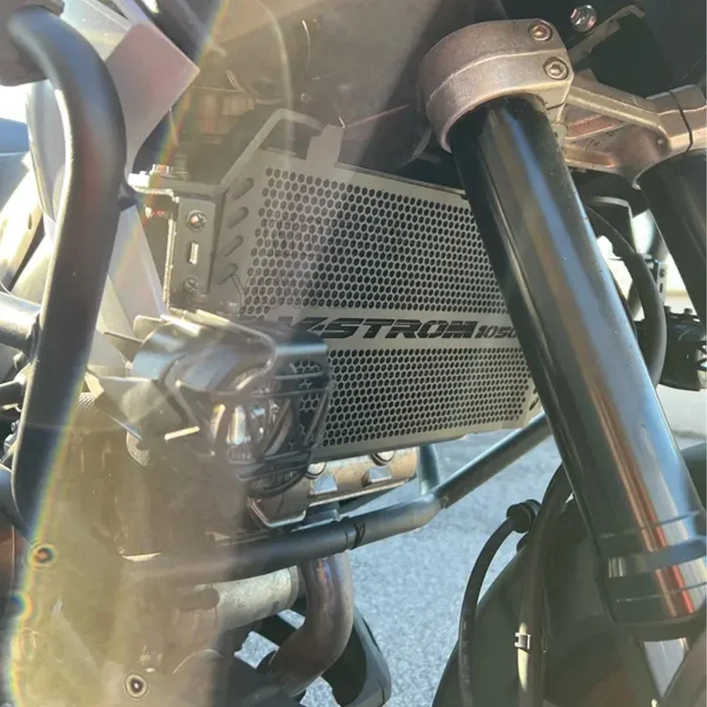 Для Suzuki V-STROM 1050 DL 1050 DL1050 VSTROM 1050XT 2020 2021 2022 2023 решетка радиатора мотоцикла защитная крышка 
Для Suzuki V-STROM 1050 DL 1050 DL1050 VSTROM 1050XT 2020 2021 2022 2023 решетка радиатора мотоцикла защитная крышка