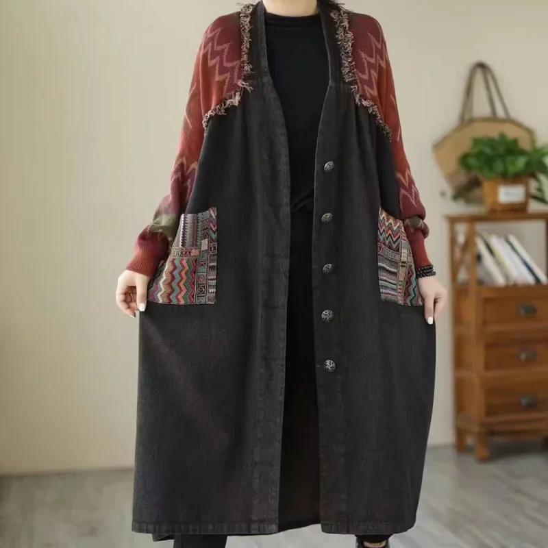 Knitted Printed Splicing Denim Oversize Loose Windbreaker Autumn and Winter 2025 Vintage Literature Wash Fur Coat Women
Knitted Printed Splicing Denim Oversize Loose Windbreaker Autumn and Winter 2025 Vintage Literature Wash Fur Coat Women
