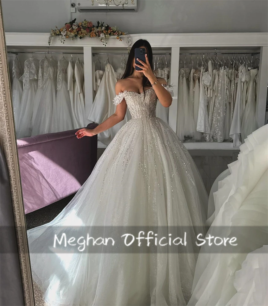 White Off The Shoulder Wedding Dresses For Bride Bead Appliques Special Occasion Dress Ball Gown Party Gown Customized
White Off The Shoulder Wedding Dresses For Bride Bead Appliques Special Occasion Dress Ball Gown Party Gown Customized