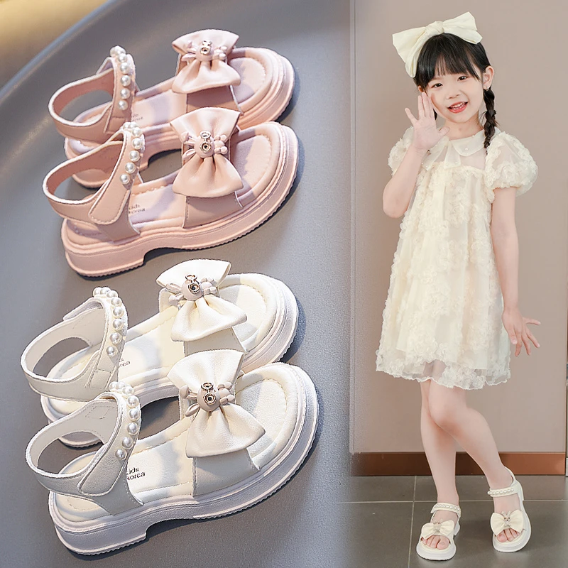 Summer Fashion Student Princess Thick Bottom Children's Casual Sandals Elegant and Comfortable Fish Mouth Girls' Flat Sandals 
Summer Fashion Student Princess Thick Bottom Children's Casual Sandals Elegant and Comfortable Fish Mouth Girls' Flat Sandals