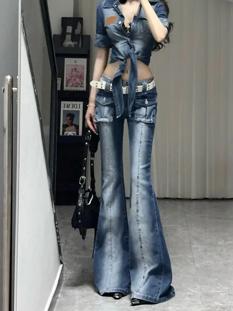 2025 Women's Low Rise Flare Jeans Summer Retro Streetwear Loose Fit Cargo Denim Pants Y2K Aesthetic
2025 Women's Low Rise Flare Jeans Summer Retro Streetwear Loose Fit Cargo Denim Pants Y2K Aesthetic