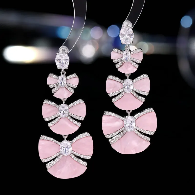 Французские ретро элитные оптовые элегантные длинные серьги с преувеличенным веерообразным дизайном лепестков
Французские ретро элитные оптовые элегантные длинные серьги с преувеличенным веерообразным дизайном лепестков