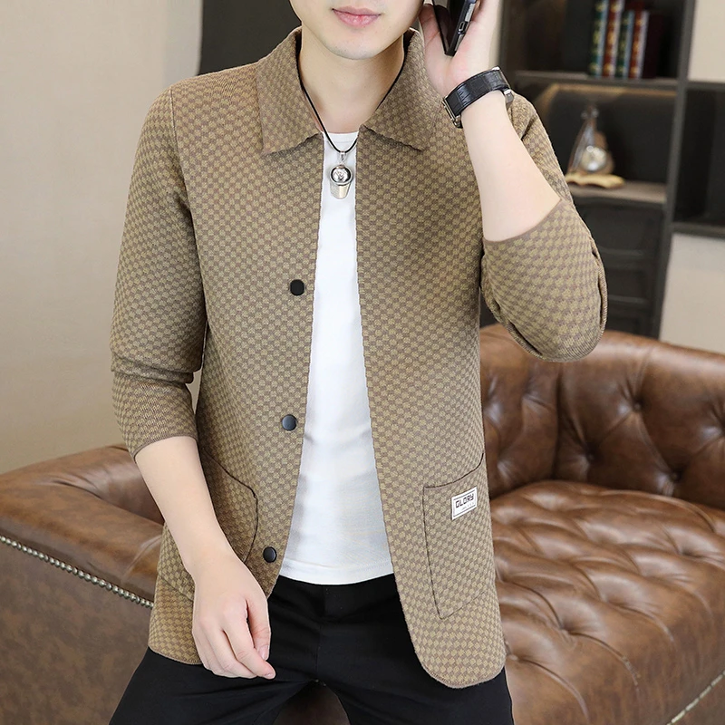 Повседневный вязаный кардиган, мужской трикотаж, осень-зима, новый Sle Personali, европейская мужская одежда, свободная посадка, длинный све
Повседневный вязаный кардиган, мужской трикотаж, осень-зима, новый Sle Personali, европейская мужская одежда, свободная посадка, длинный све