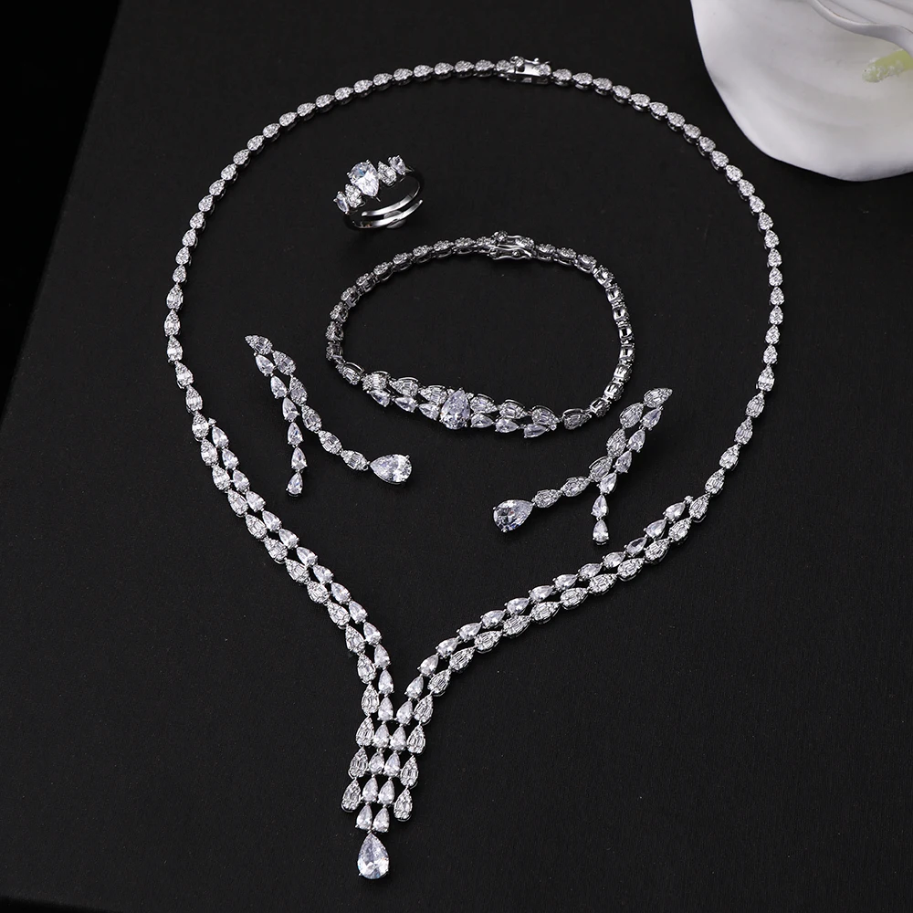 Luxury water droplet 4PCS UAE Jewelry Set For Women Wedding Party Zircon Bridal Jewelry Set S644
Luxury water droplet 4PCS UAE Jewelry Set For Women Wedding Party Zircon Bridal Jewelry Set S644