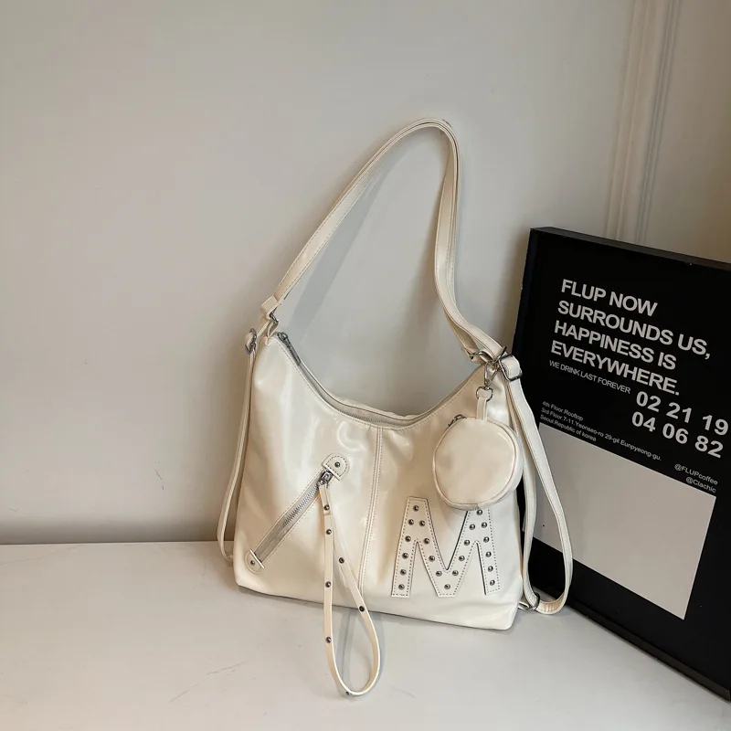 Style Fashion New 2025 Niche Design Dumpling Bag Lazy Commuter To Work One Shoulder Crossbody Bag
Style Fashion New 2025 Niche Design Dumpling Bag Lazy Commuter To Work One Shoulder Crossbody Bag