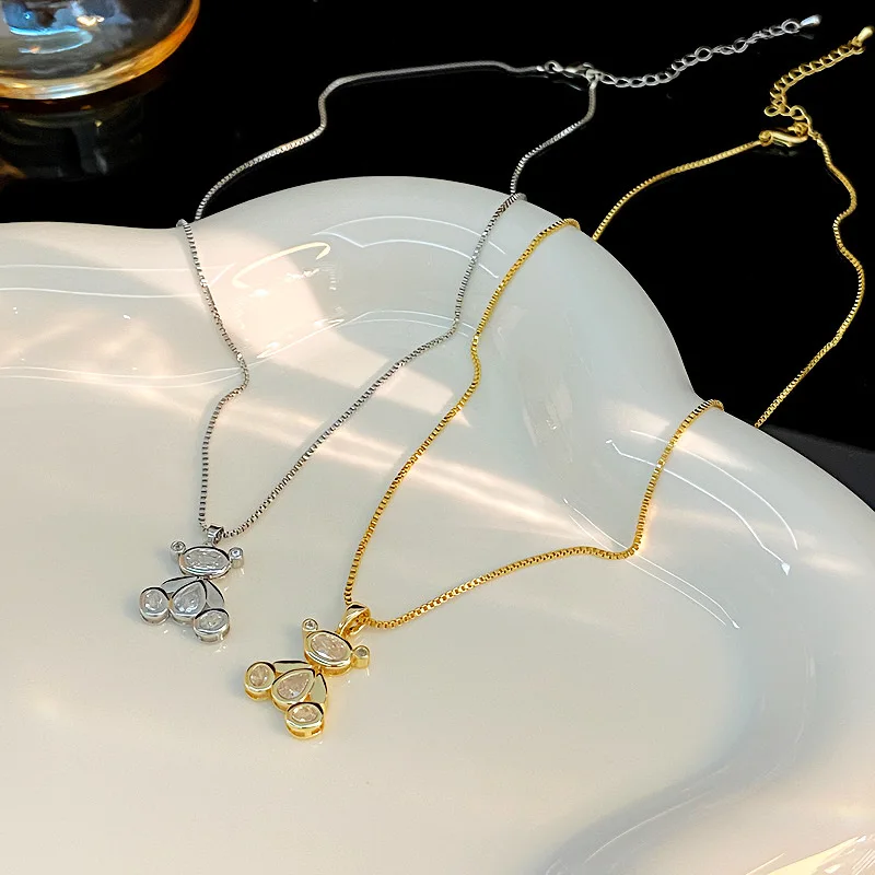 New Cartoon 3D Bear Copper Zirconia Pendant Nelace Versatile Clavicle Chain Women's Faion Jewelry Cross-Border Accory
New Cartoon 3D Bear Copper Zirconia Pendant Nelace Versatile Clavicle Chain Women's Faion Jewelry Cross-Border Accory