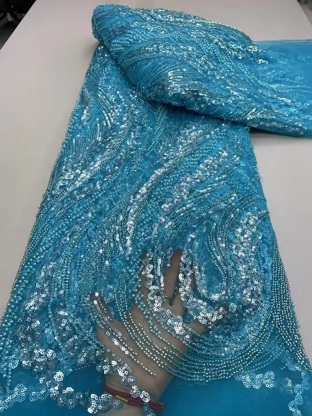 Luxury African Sequins Beaded Lace Fabric 2025 High Quality Lace 5 Yards Gold French Lace Fabric Nigerian Lace Fabrics Party
Luxury African Sequins Beaded Lace Fabric 2025 High Quality Lace 5 Yards Gold French Lace Fabric Nigerian Lace Fabrics Party