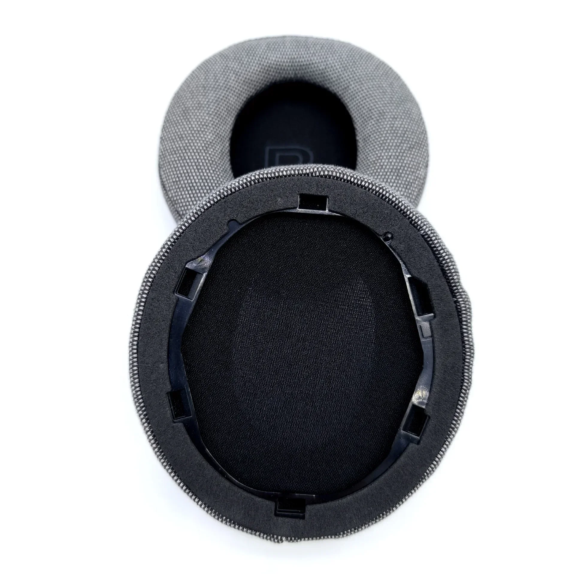 YAYINCC Replacement High Quality Ear pads for Anker Soundcore Life Q30 / Q35 BT Ear Pads Headphones Memory Foam Ear Cushions 。
YAYINCC Replacement High Quality Ear pads for Anker Soundcore Life Q30 / Q35 BT Ear Pads Headphones Memory Foam Ear Cushions 。