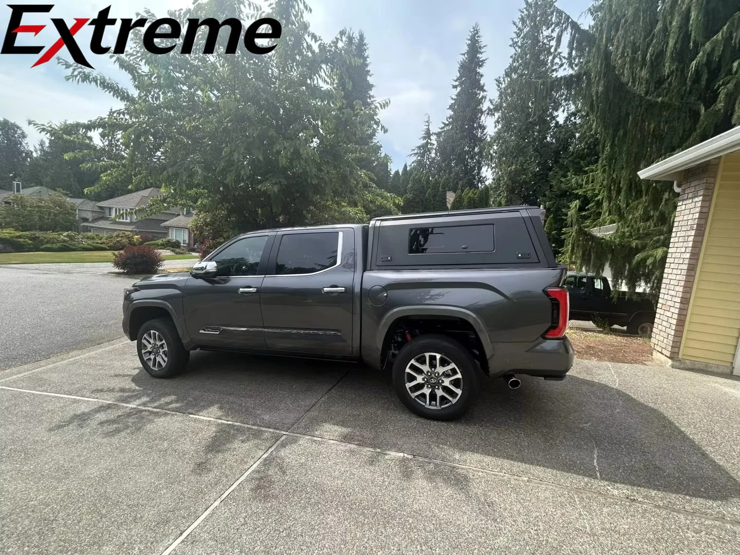Extreme:XINYI Offroad UTE Aluminum Container Hardtop Canopy for 2023 Toyota Tundra
Extreme:XINYI Offroad UTE Aluminum Container Hardtop Canopy for 2023 Toyota Tundra