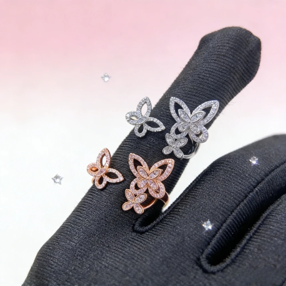 2026 модная коллекция, открытое регулируемое кольцо с тремя бабочками во французском стиле, сверкающий муассанит для женщин, подарок на вечеринку
2026 модная коллекция, открытое регулируемое кольцо с тремя бабочками во французском стиле, сверкающий муассанит для женщин, подарок на вечеринку