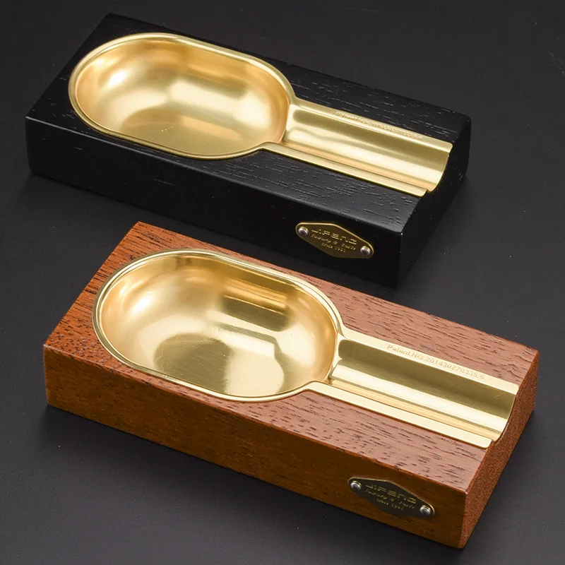 Cigar ashtray made of high-quality solid wood, portable for home use, single slot cigar ashtray, creative smoke extinguisher
Cigar ashtray made of high-quality solid wood, portable for home use, single slot cigar ashtray, creative smoke extinguisher