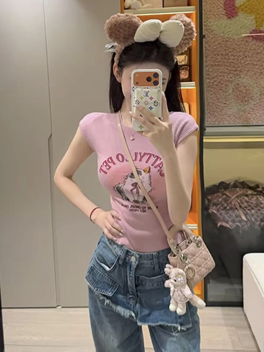 Dopamine Pink Ice Silk Knitted Short Sleeve T-Shirt Women's Slim Fit Summer Hot Girl Short Style Top Korean Style Printed ...
Dopamine Pink Ice Silk Knitted Short Sleeve T-Shirt Women's Slim Fit Summer Hot Girl Short Style Top Korean Style Printed ...