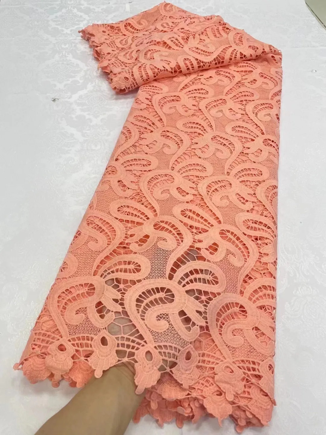 5 Yards African Guipure Lace Fabric Embroidery Nigerian Guipure Cord Mesh Lace Fabric 2023 High Quality For Party Dress Sewing
5 Yards African Guipure Lace Fabric Embroidery Nigerian Guipure Cord Mesh Lace Fabric 2023 High Quality For Party Dress Sewing