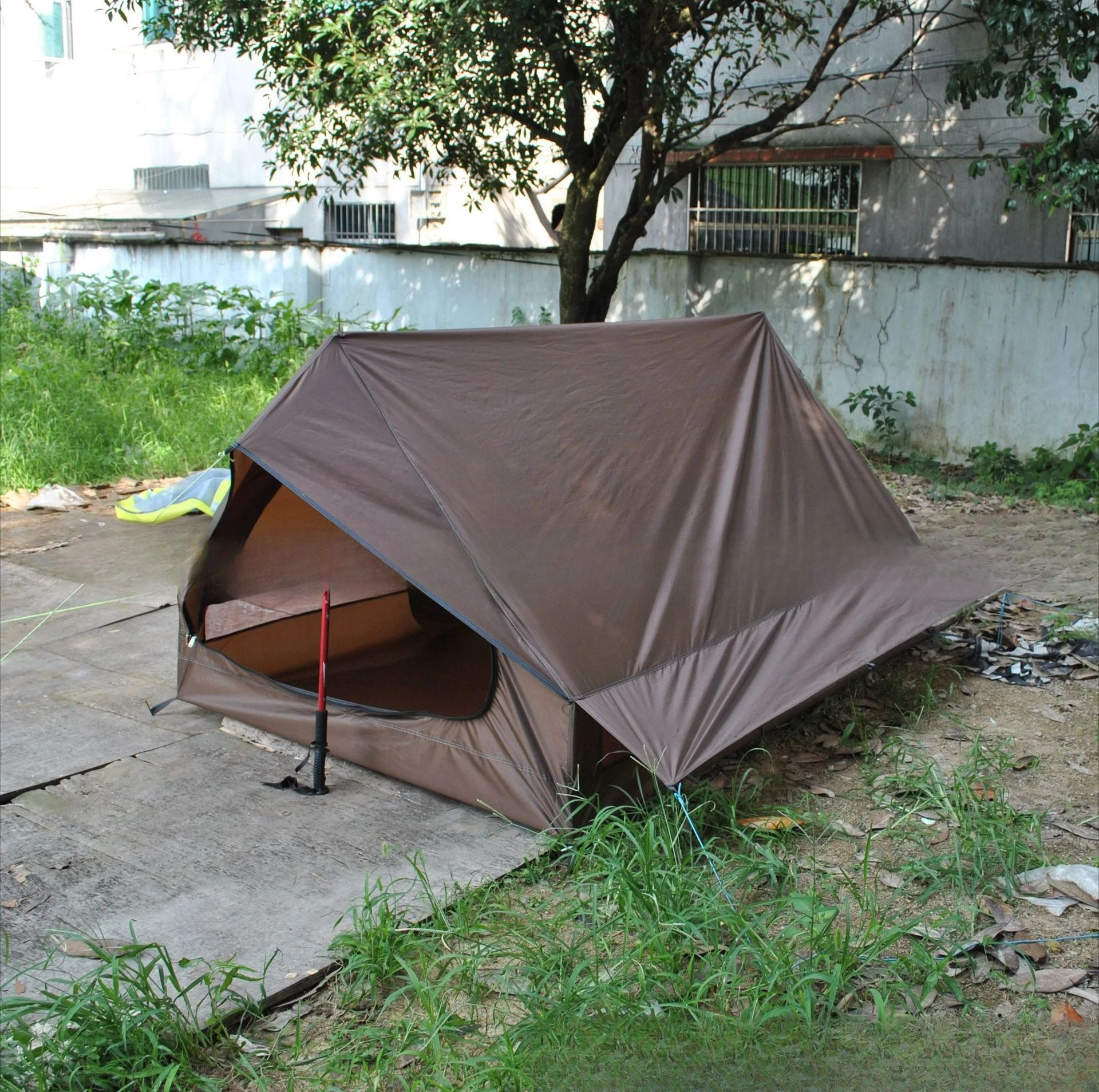 No pole camping ultra-light hut tent camping tent, 2~ 3 people A-shaped tent
No pole camping ultra-light hut tent camping tent, 2~ 3 people A-shaped tent