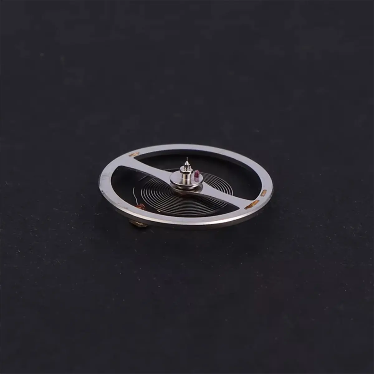 NEW Watch Movement Accessories NH35/36 Balance Wheel White Balance Wheel with Hairspring for Watchmaker
NEW Watch Movement Accessories NH35/36 Balance Wheel White Balance Wheel with Hairspring for Watchmaker