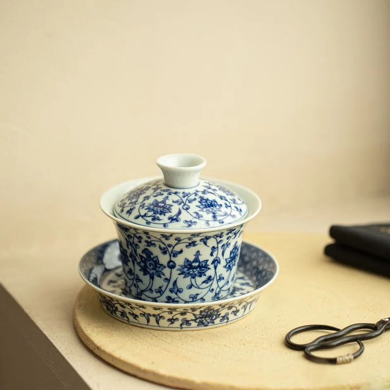 155ML Antique Blue and White Tangled Lotus Cover Bowl Ceramic Tea Bowl Is Not Hot Three-talented Teacup Tea Bowl Kung Fu TeaSet
155ML Antique Blue and White Tangled Lotus Cover Bowl Ceramic Tea Bowl Is Not Hot Three-talented Teacup Tea Bowl Kung Fu TeaSet