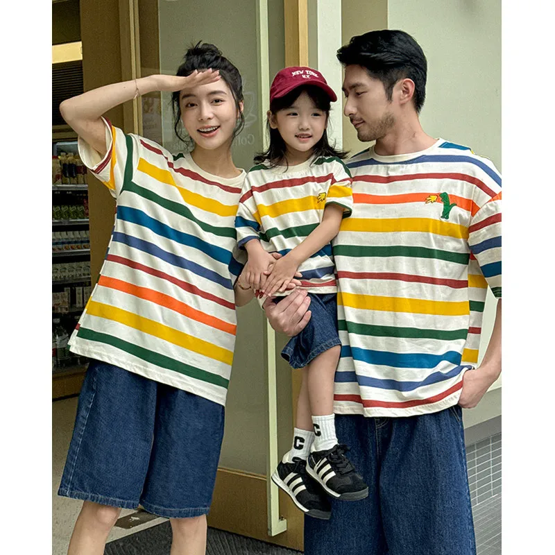 Family Rainbow Striped T Shirts Parent-child Outfit 2024 Summer Father Mother and Daughter Son Matching Denim Shorts Outfit Sets
Family Rainbow Striped T Shirts Parent-child Outfit 2024 Summer Father Mother and Daughter Son Matching Denim Shorts Outfit Sets