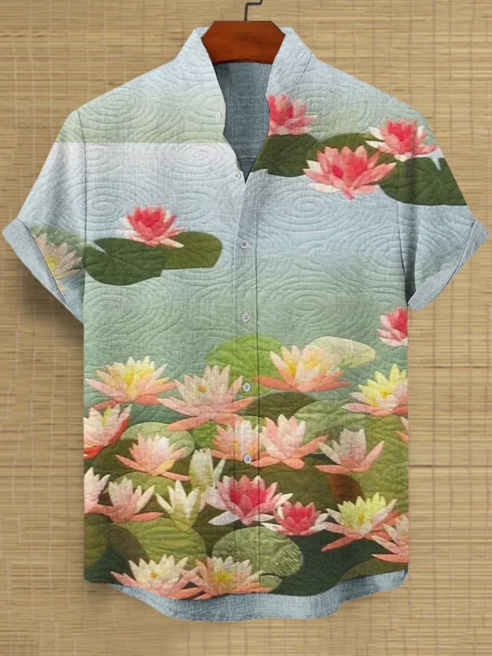 Lotus pattern print, fashionable men's short sleeved shirt, loose top, outdoor street, casual and comfortable
Lotus pattern print, fashionable men's short sleeved shirt, loose top, outdoor street, casual and comfortable