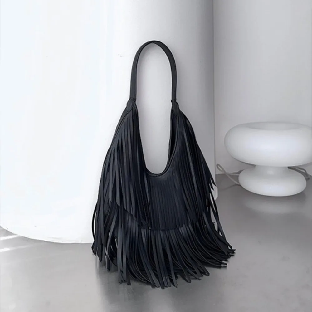 New PU Leather Long Tassels Handbag Cross Body Design Hobo Style Hobo Bag Shoulder Bag Women Accessories
New PU Leather Long Tassels Handbag Cross Body Design Hobo Style Hobo Bag Shoulder Bag Women Accessories