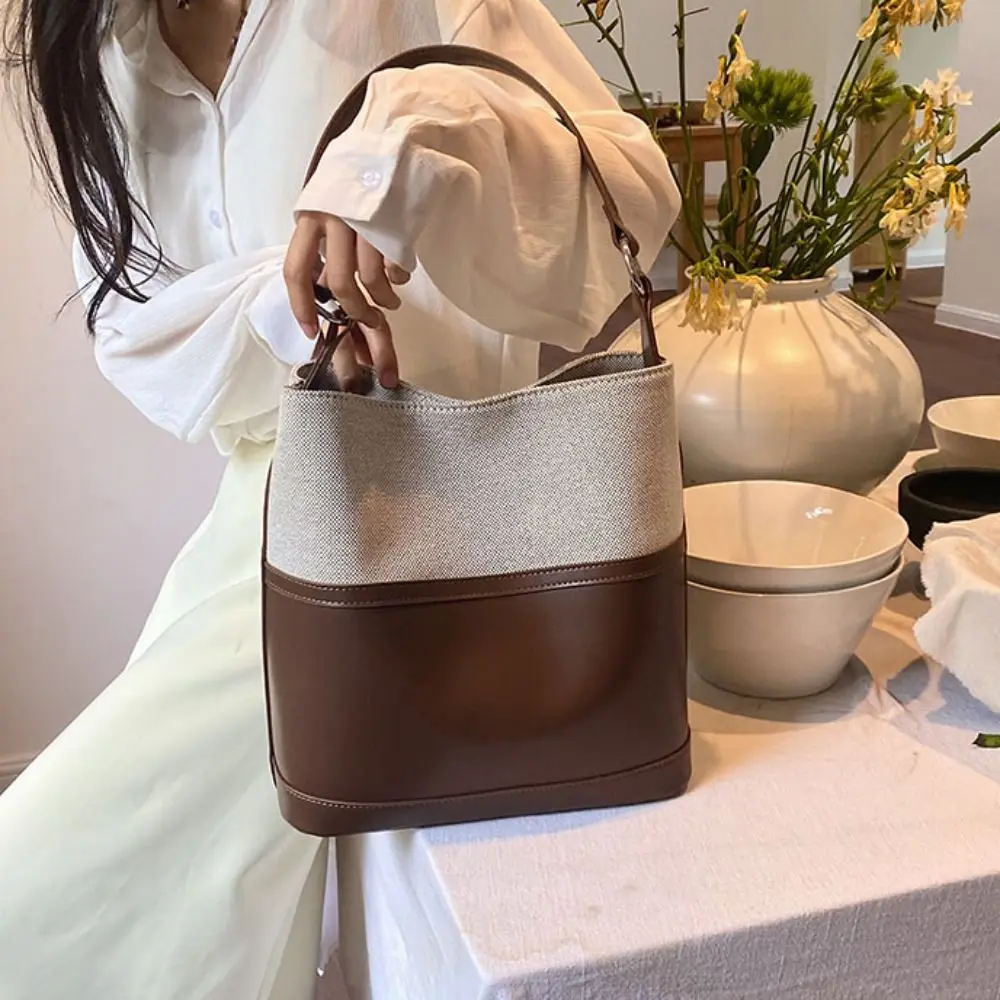 Patchwork PU Leather Shoulder Bag Large Capacity Korean Style New Design Tote Bag Handbag Casual Women Bucket Bag Outdoor
Patchwork PU Leather Shoulder Bag Large Capacity Korean Style New Design Tote Bag Handbag Casual Women Bucket Bag Outdoor