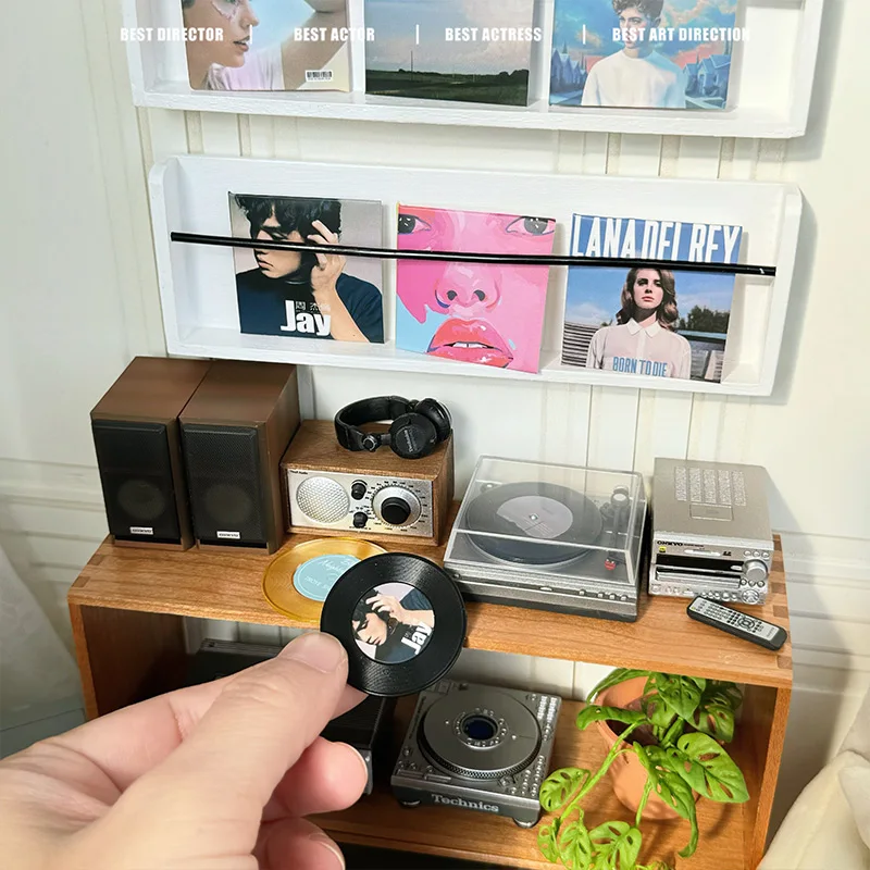 1:6 Mini Model Doll House Furniture Accessories Vinyl Record Player Speaker 1:12 Bjd Ob11 Gsc Blyth Soldier Lol Miniatures Decor
1:6 Mini Model Doll House Furniture Accessories Vinyl Record Player Speaker 1:12 Bjd Ob11 Gsc Blyth Soldier Lol Miniatures Decor