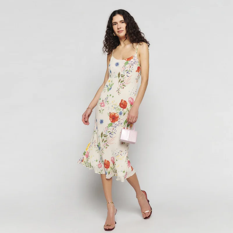 Spot Goods638Spring and Summer New2025Rayon Printed Asymmetrical Strap Dress French Style Feminine
Spot Goods638Spring and Summer New2025Rayon Printed Asymmetrical Strap Dress French Style Feminine