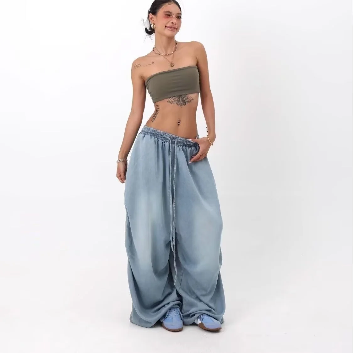 Soft Casual Wide Leg Denim Jeans Women's Straight Cut Loose Fit Banana Pants Breathable Polyester Spring Summer Autumn Winter
Soft Casual Wide Leg Denim Jeans Women's Straight Cut Loose Fit Banana Pants Breathable Polyester Spring Summer Autumn Winter