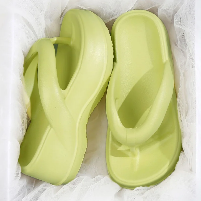 Custom Women's Thick Sole Slippers Spring Summer 2025 New Outdoor Fashion Beach Sandals with Cushioning Effect
Custom Women's Thick Sole Slippers Spring Summer 2025 New Outdoor Fashion Beach Sandals with Cushioning Effect