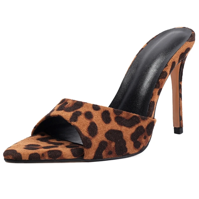 Sexy Leopard Women's Slippers High Heels Mules Summer 2025 Party Shoes Outdoor Designer Point Peep toe Slides Ladies Sandals
Sexy Leopard Women's Slippers High Heels Mules Summer 2025 Party Shoes Outdoor Designer Point Peep toe Slides Ladies Sandals