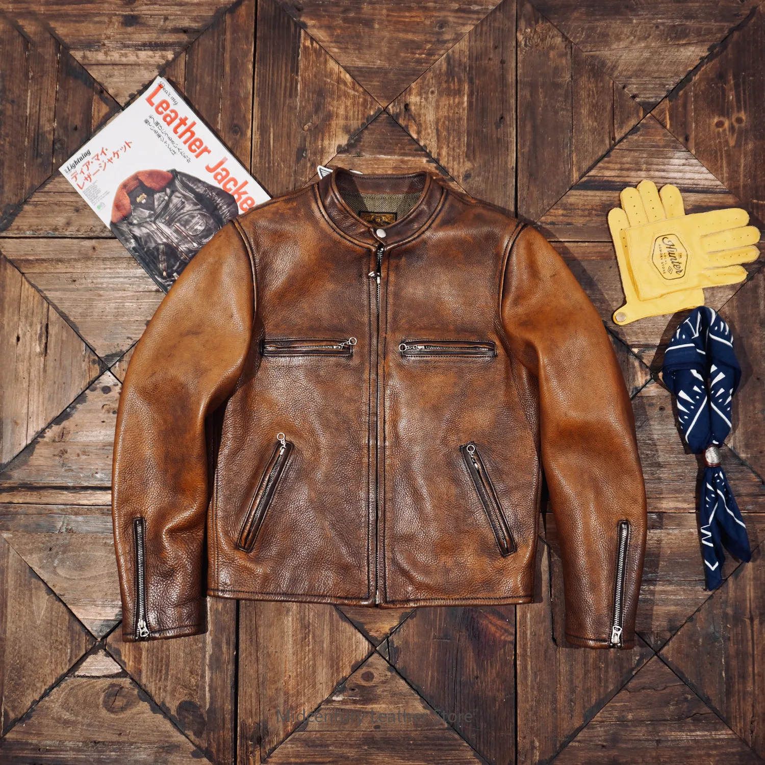 A small amount is in stock! Retro old heavy washed stand-up collar J100 leather jacket locomotive full-grain uncoated jacket
A small amount is in stock! Retro old heavy washed stand-up collar J100 leather jacket locomotive full-grain uncoated jacket