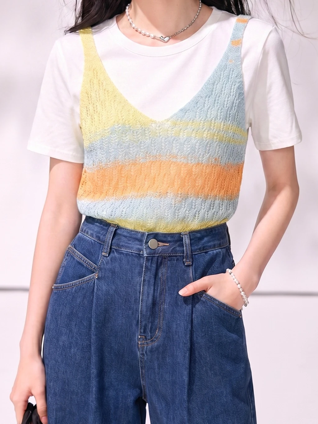 New Color Block Cami Crew Neck Short Sleeve T-Shirt Fashionable Summer Women's Youthful Versatile Loose Casual Short Sleeve Top
New Color Block Cami Crew Neck Short Sleeve T-Shirt Fashionable Summer Women's Youthful Versatile Loose Casual Short Sleeve Top